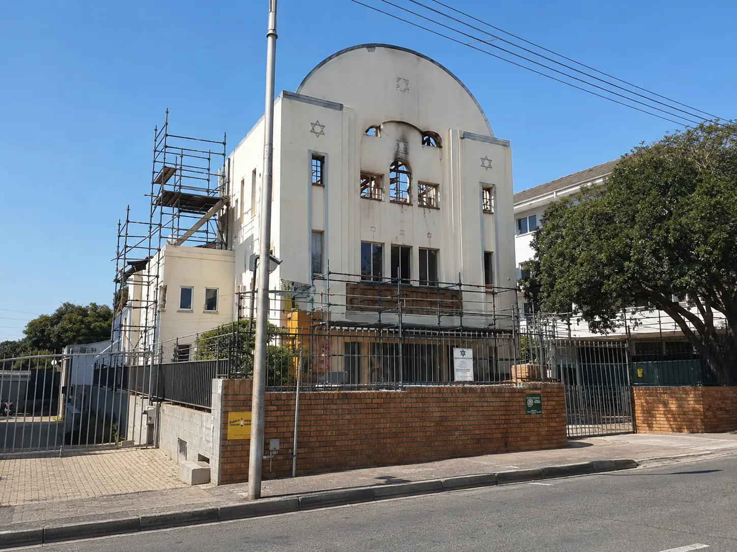 Scaffolded Arthur’s Road Synagogue during assessment of the fire-damaged steel windows