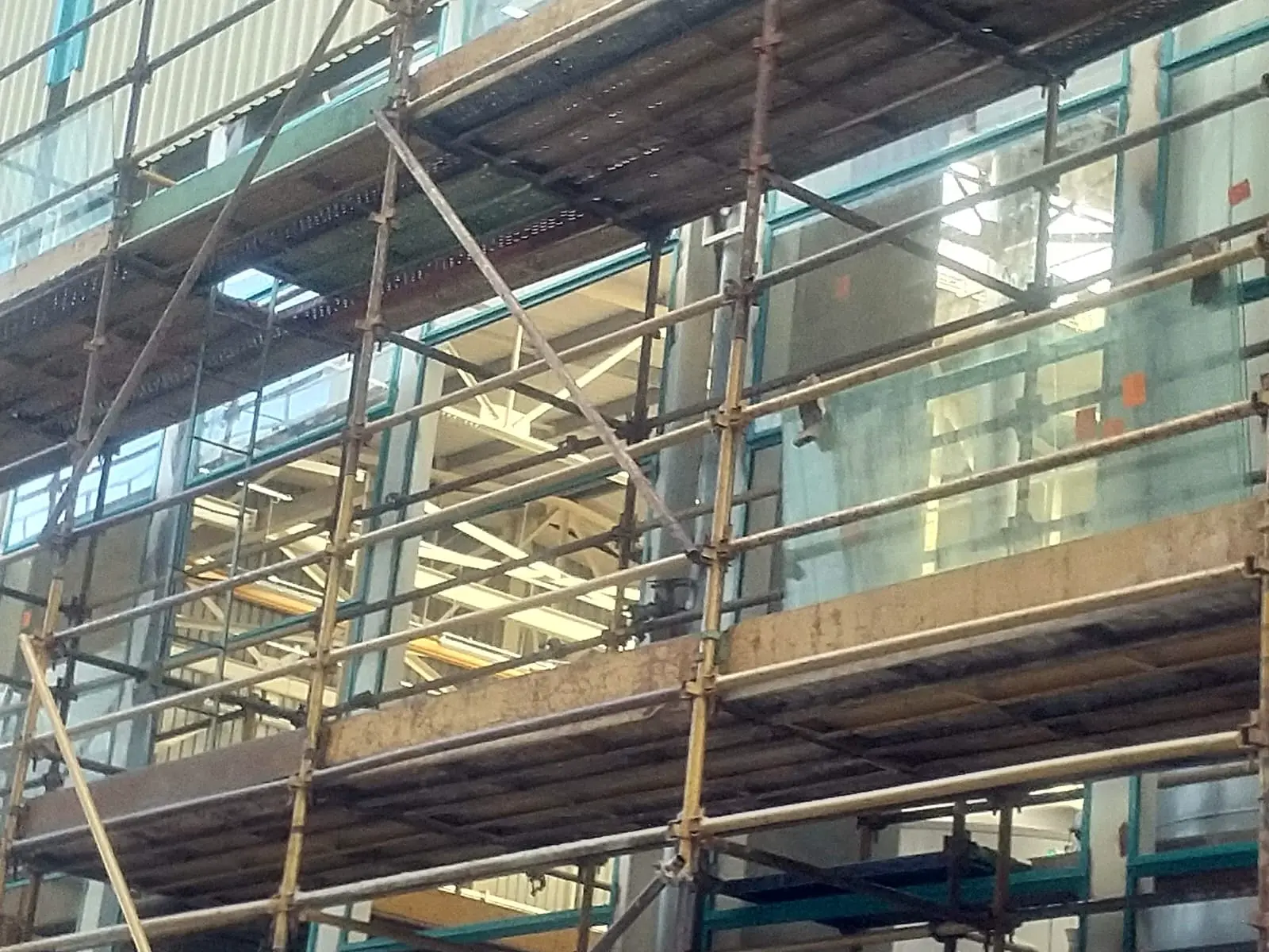 Scaffold and access equipment along the Rosslyn industrial window elevation