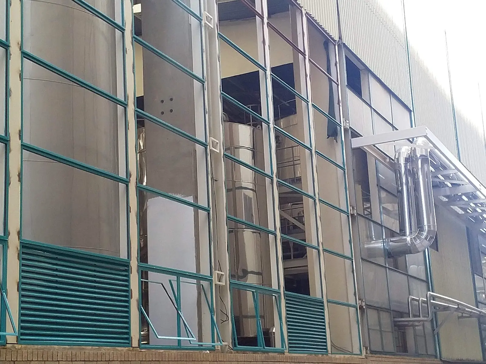 Rectified industrial steel-window bays at the Rosslyn facility
